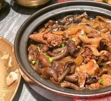 Spicy Stir-Fried Chicken with Mushrooms