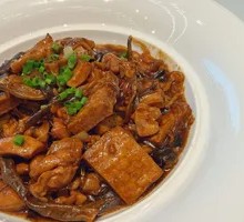 Red Sauce Boneless Chicken Thigh