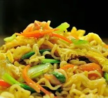 Stir-Fried Instant Noodles