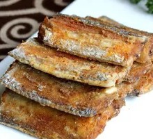 Crispy Fried Knife Fish