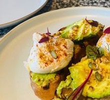 Avocado Poached Egg