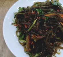 Thin seaweed strips
