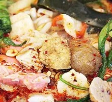Fish Ball Hot Pot with Spicy Sauce