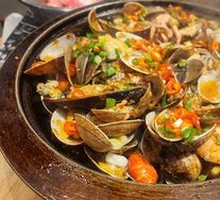 Stoneware Steamed Seafood