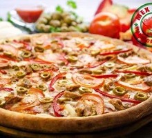 Mexican-Style Shredded Pork Pizza