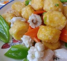 Squid Blossom and Crab Stick Stir-fry