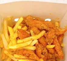 Satisfying Chicken Strip Classic Crispy Large Fries