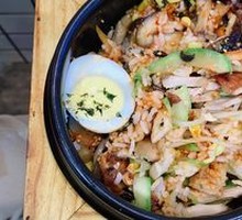 Grilled Beef Stone Pot Rice