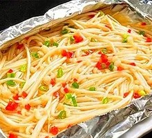 Aluminum-wrapped Garlic Enoki Mushrooms