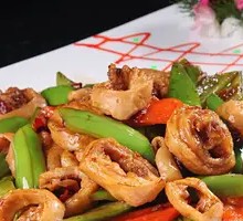 Spicy Green Pepper Stir-fried Lamb Intestines