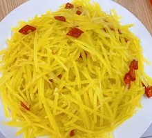 Tree Pepper Potato Shreds