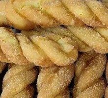 Red Bean Paste Twisted Doughnut