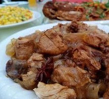 Stewed Chicken with Wide Noodles