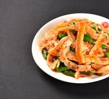 Garlic Shoot and Ox Tripe Stir-fry