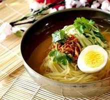 冰镇冷面