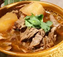 Beef Shank Stewed with Radish