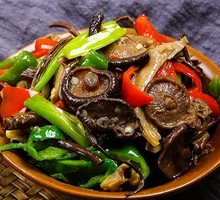 Fresh Mushroom Stir-fried with Chinese Cabbage