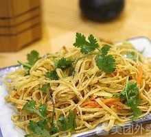 Onion and Dried Tofu Strips