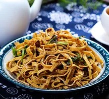 Stir-fried Tofu Skin Strips