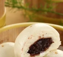 Red Bean Bun