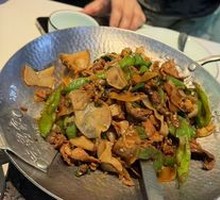 Zhiming's Pepper Stir-Fried Pork