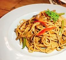 Black Pepper Beef Spaghetti
