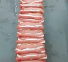 Goat Meat with Sand Onion