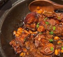 Pork Trotter and Chicken Claw Stew