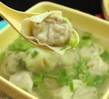 蛋黄鲜肉馄饨