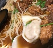 Stone Pot Braised Beef Noodles