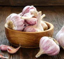 One head of garlic