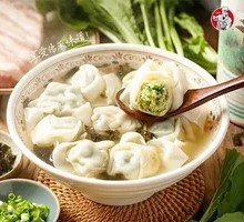 Fresh Baby Bok Choy and Pork Dumplings