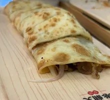 Cheese Burst Black Pepper Beef Wrap