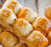 Crispy Milk-Flavored Steamed Buns