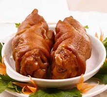 Smoked Braised Pork Trotter