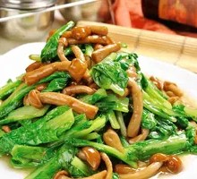 Slippery Mushroom and Baby Bok Choy Stir-fry