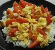 Tomato and Egg Rice Bowl