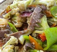 Cauliflower Stir-fried Duck Offal