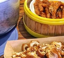 Steamed Chicken Feet in Soy Sauce