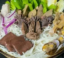 Duck Offal Noodles