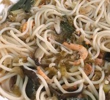 Stewed Rice Noodles with Fermented Vegetables