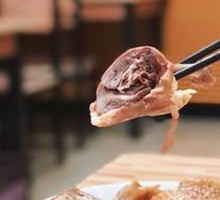 Steamed Duck with Sauce