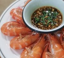 Steamed Live Sea Shrimp