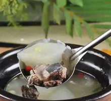 Winter Melon and Mussel Soup