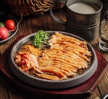 Stone Plate Charcoal Grilled Pork Neck