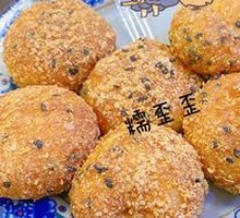 Sesame Glutinous Rice Cake