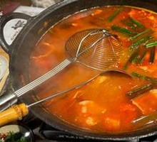 Sour Cabbage and Corn Hot Pot