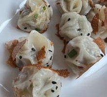 Thumb-sized Pan-fried Buns