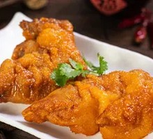 Large Fried Pig Trotter with Crispy Skin