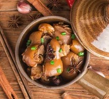 Braised Pig's Feet
